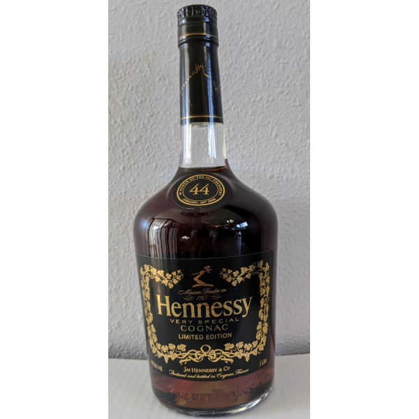 Hennessy Cognac Maison Fondee 1765 Hennessy Very Special Cognac Limited Edition.1