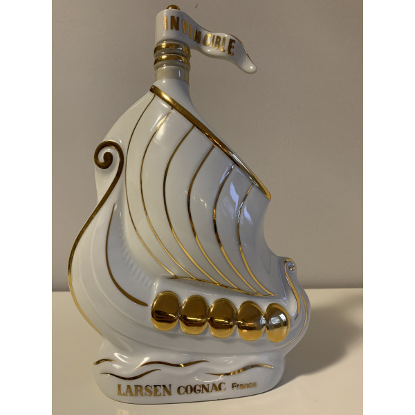 Larsen Cognac Invincible.1