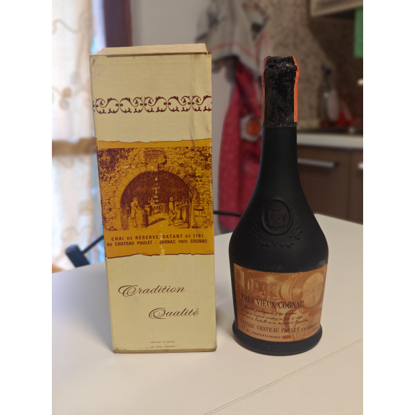 Château Paulet Cognac Très Vieux Cognac Age Inconnu 1970s.1