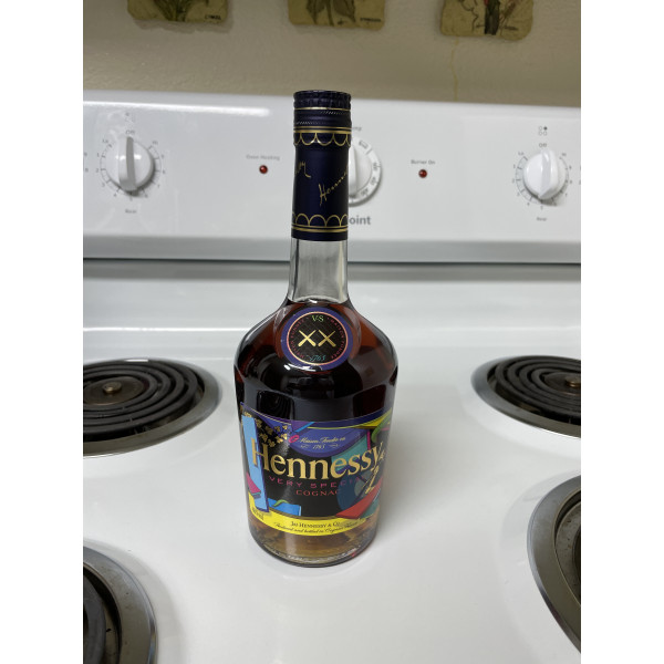 Hennessy Cognac Very special Cognac Kaws edition.1