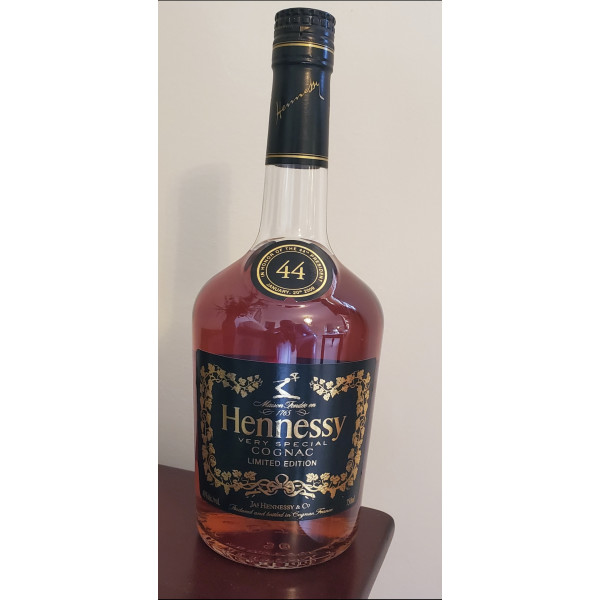 Hennessy Cognac Limited VS edition in Honor of the 44th president.1