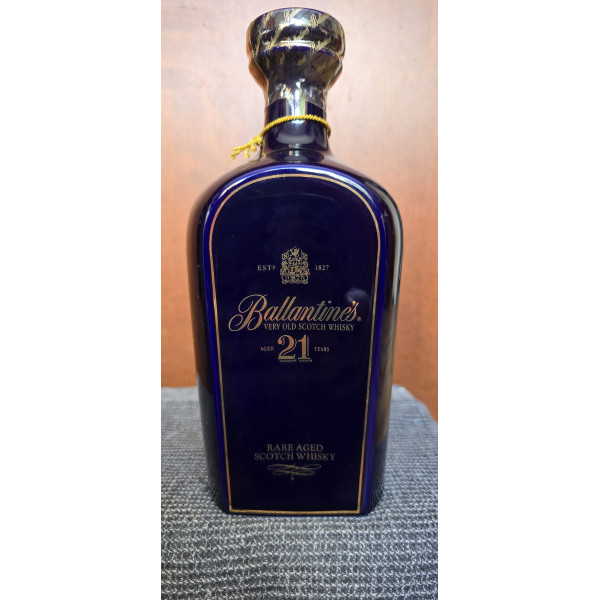 Ballantine´s 21 Years Old Ceramic Decanter.1