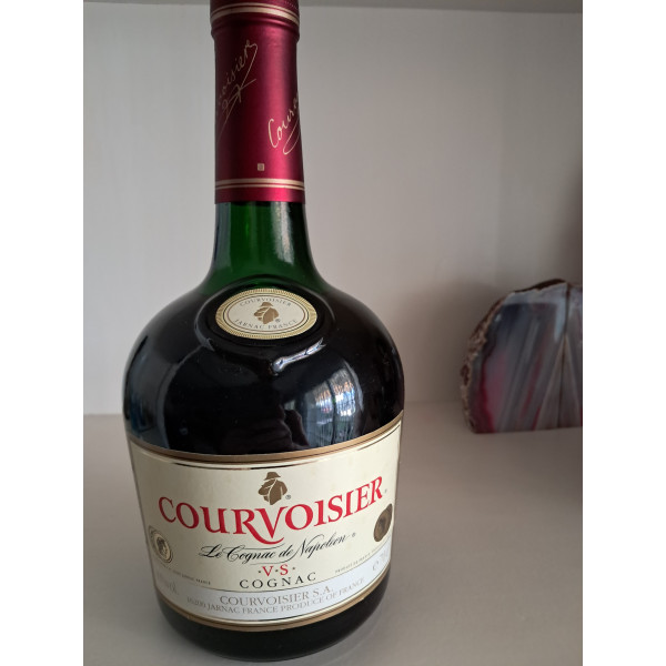 Courvoisier Cognac VS 1980s.5