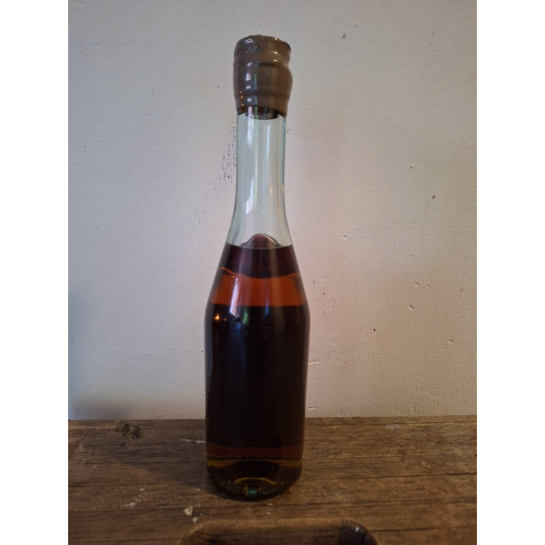 Moyet Cognac Moyet très vieux cognac de la nuit des Césars 1986 au Fouquet's.2