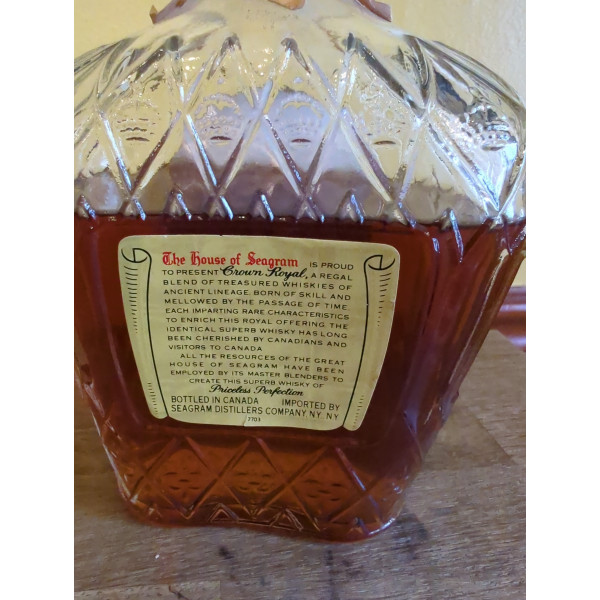 Seagrams Crown Royal Fifth.2