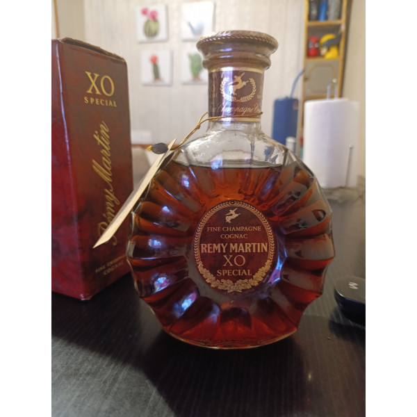 Remy Martin Cognac Remy Martin XO Special Fine Champagne Cognac 70cl 1980s.1