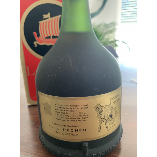 Larsen Cognac The Veritable Fine Champagne (T. V. F. C.).2