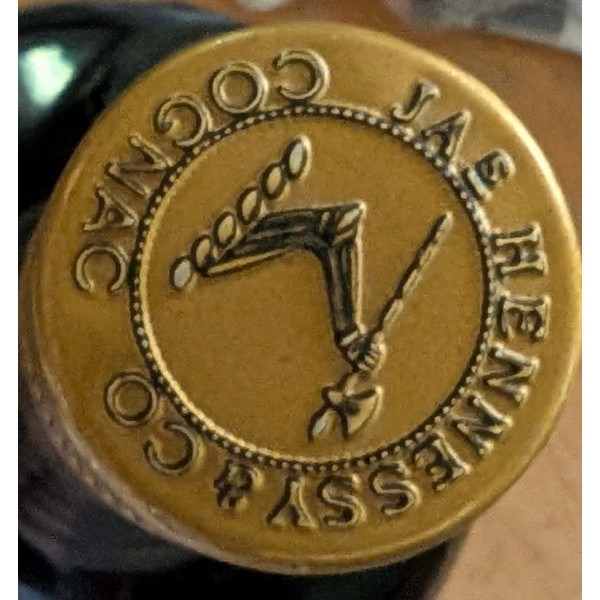 Hennessy Cognac Bras Armé 1970s.4