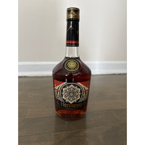 Hennessy Cognac Limited Edition VS Obey Serie Shepard Fairey.1