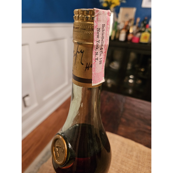 Hennessy Cognac V. S. O. P..3