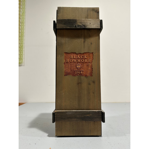 Bowmore Whisky 1964 Black Bowmore 1st Edition Bottled 1993.1