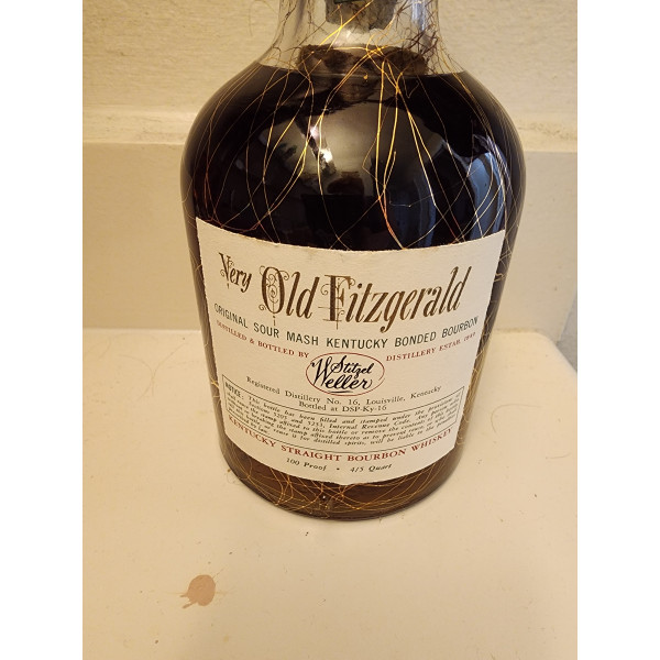 Fitzgerald Very Xtra Old 10 Year Old 1956.2