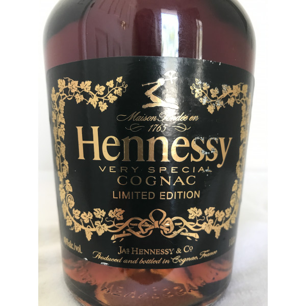Hennessy Cognac Hennesy, Limited Edition in honor of thr 44th President.5