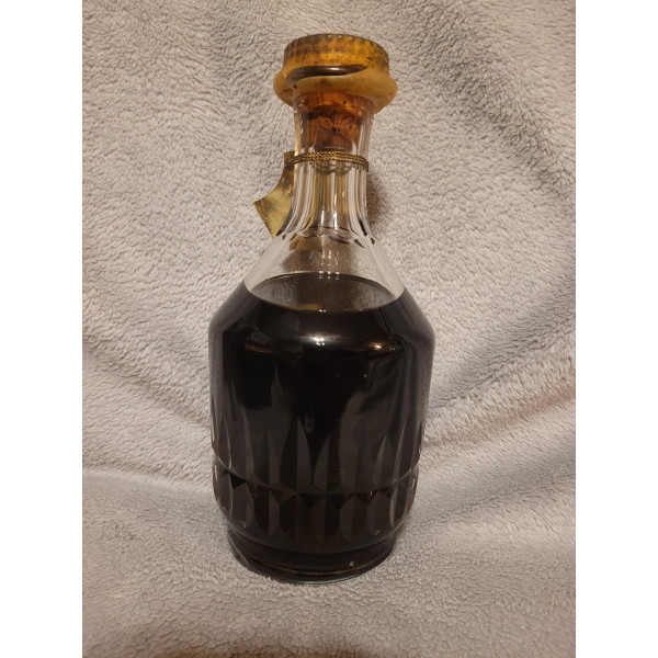 Hennessy Cognac Bras d'Or.2