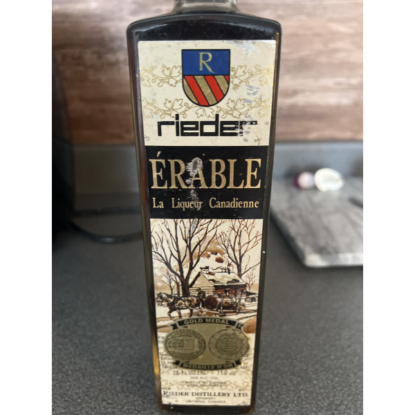 Rieder Liquor Maple Canadian Liqueur 1976.5