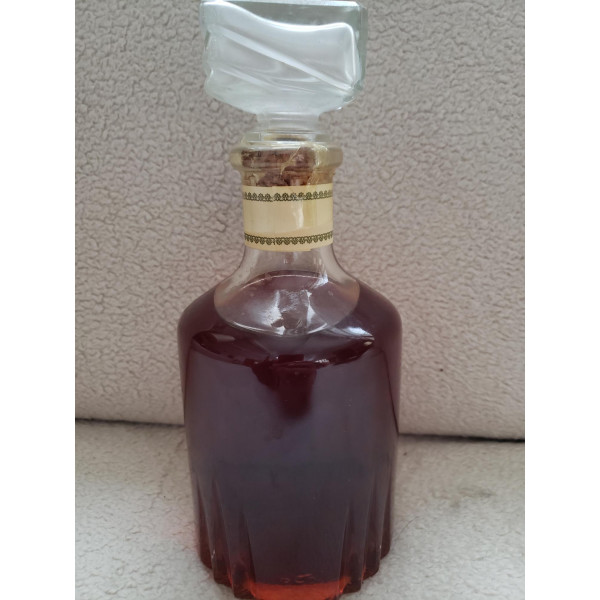 Maison C. Dupuis & Co.  Hors d'age Réserve de la Maison Dupuis C. Maison Carafe.2