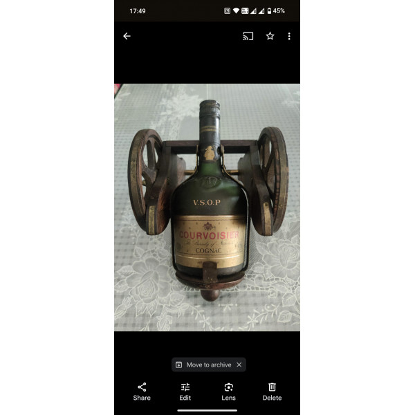 Courvoisier Cognac VSOP with cannon craddle.1