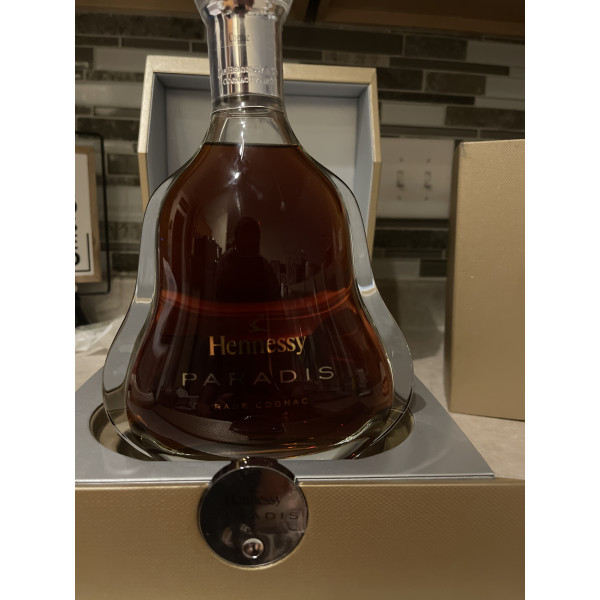 Hennessy Cognac Paradis Rare Cognac.1