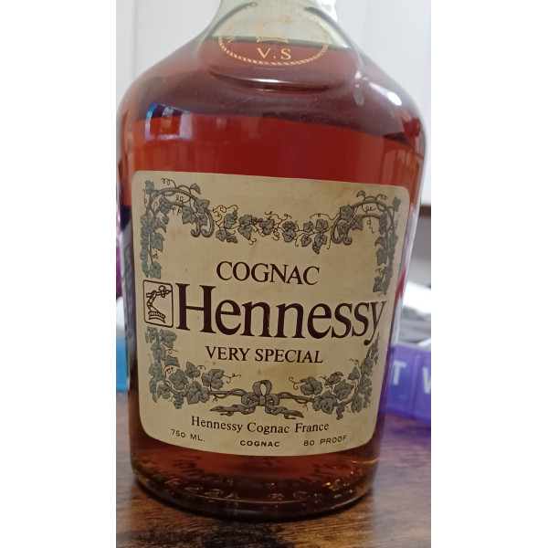 Hennessy Cognac Very Special.5