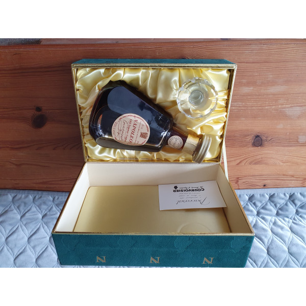 Courvoisier Cognac Napoleon Baccarat Crystal .3