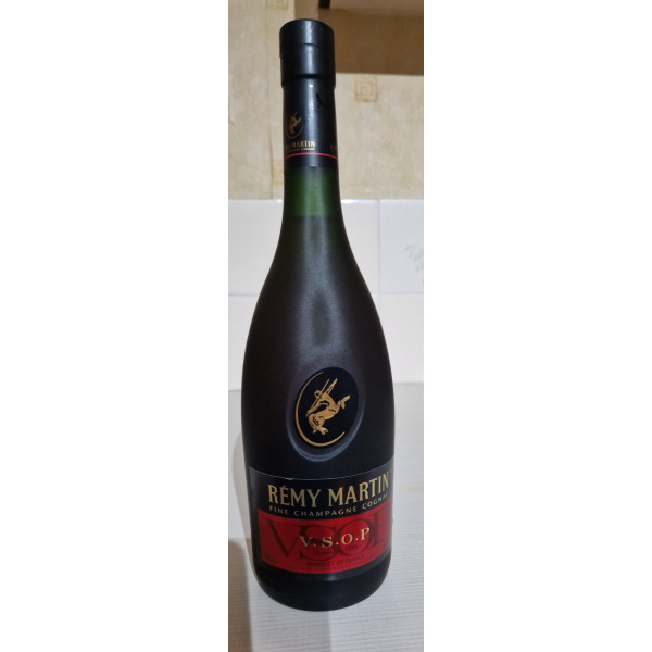 Remy Martin Cognac VSOP.1