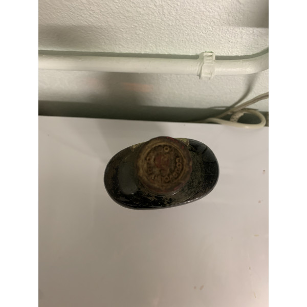 Courvoisier Cognac The Brandy of Napoleon Three Stars King George Flask.4