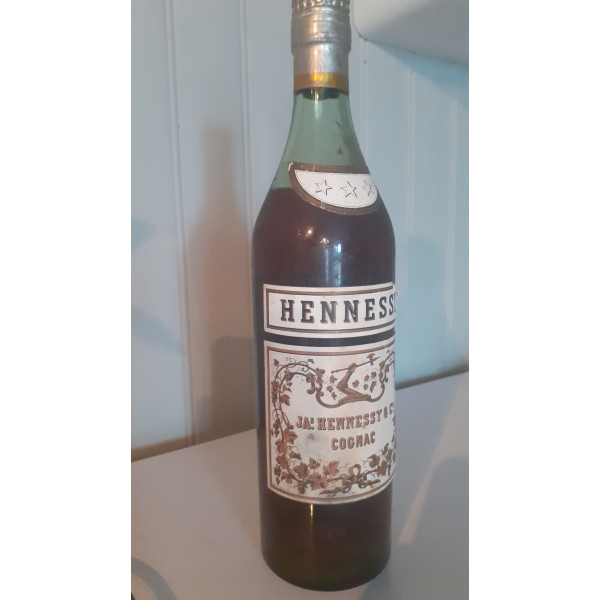 Hennessy Cognac Hennessy, 3 stars.1