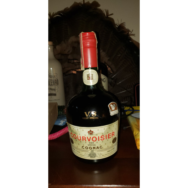 Courvoisier Cognac Very Special.1