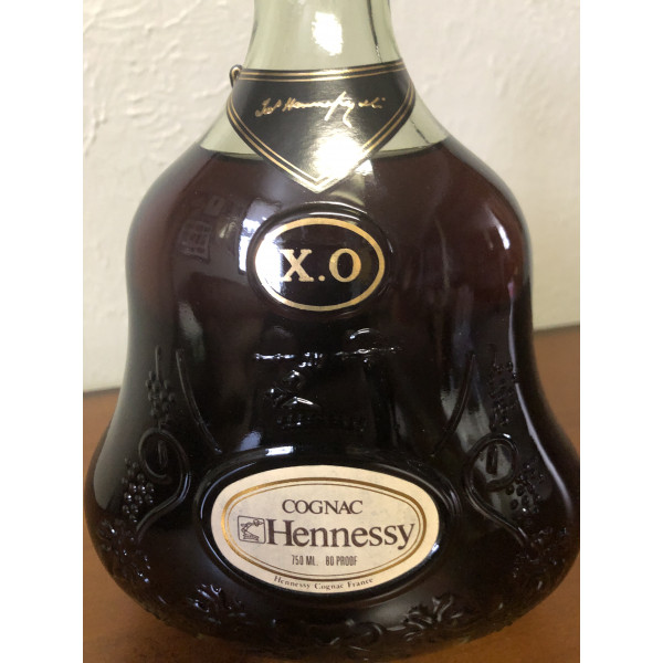 Hennessy Cognac Hennessy XO with Box 1970s.5