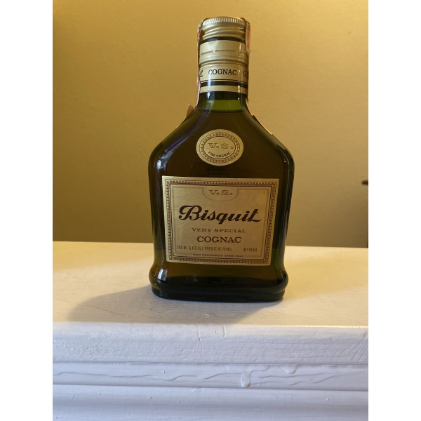 Bisquit and Dubouche Cognac Bisquit VS Flask.1
