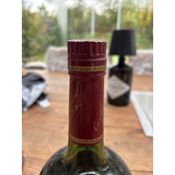 Courvoisier Cognac Courvoisier Luxe Three Star Cognac 70cl 1980s.3