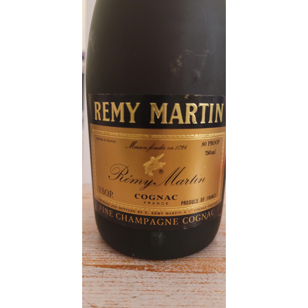 Remy Martin Cognac VSOP Fine Champagne Cognac.5