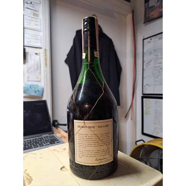 Delamain Cognac Pale and Dry Tres Belle Grande Champagne.2