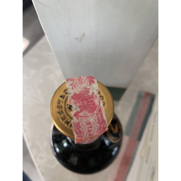 Hennessy Cognac Bras Armé Fifth.4