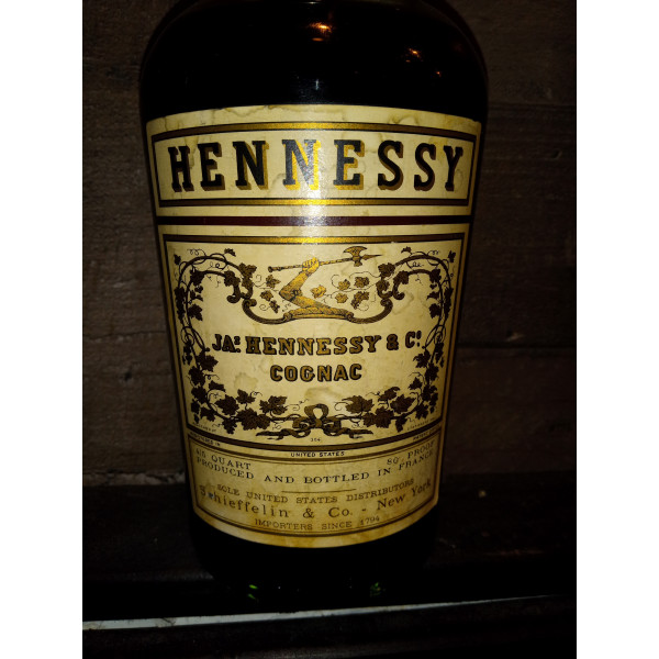 Hennessy Cognac Bras Armë.5
