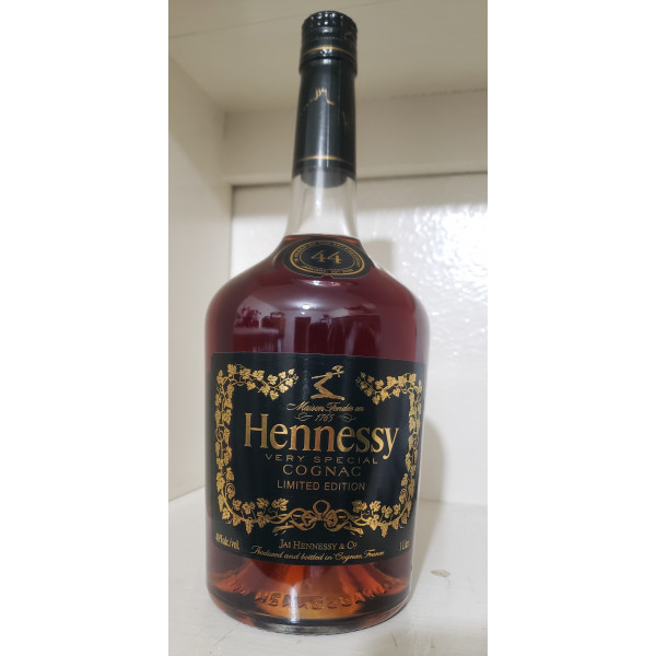 Hennessy Cognac VS 44th Limited Edition.1