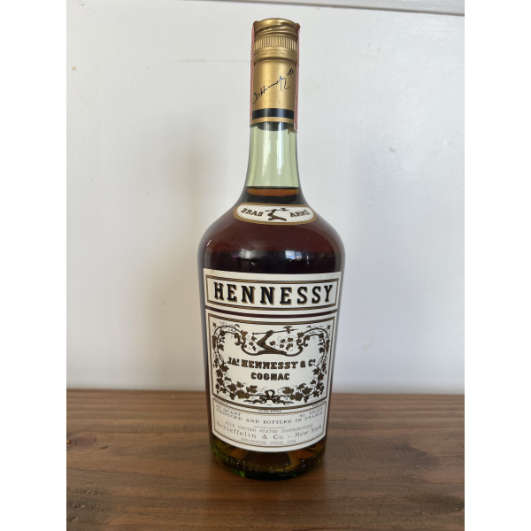 Hennessy Cognac Hennessy, bras armé.1
