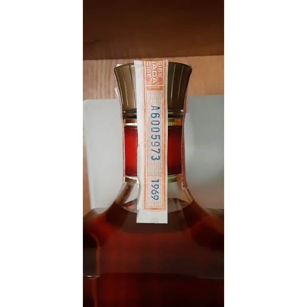 Calvert Canadian Masterpiece 1969.3