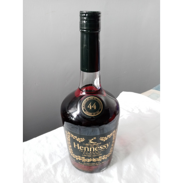 Hennessy Cognac Hennessy VSOP 44TH Edition.1
