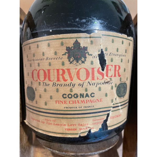 Courvoisier Cognac VSOP with Cannon Craddle.5