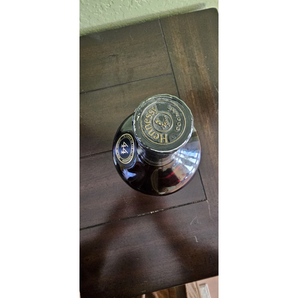 Hennessy Cognac Limited VS edition in Honor of the 44th president.4