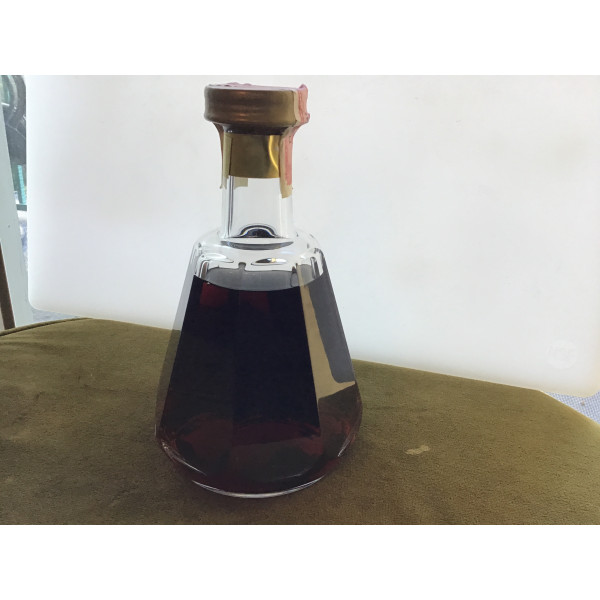 Courvoisier Cognac The brandy of Napoleon baccarat.2