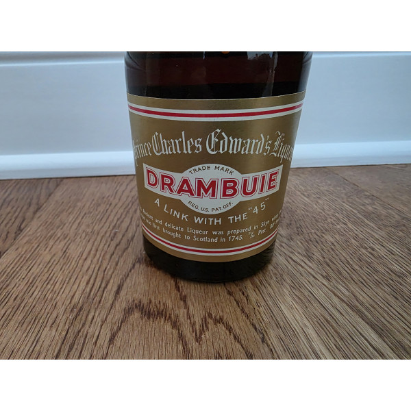 Prince Charles Edward\'s Liqueur Drambuie Prince Charles Edward's Liqueur 4/5 Pint 1960s.5