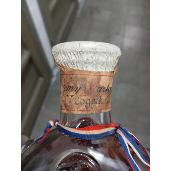 Remy Martin Cognac Louis XIII Very Old Age Unknown.3