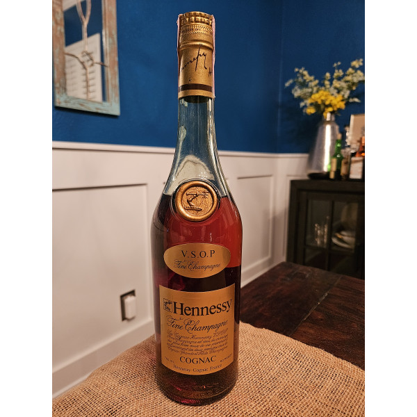 Hennessy Cognac V. S. O. P..1