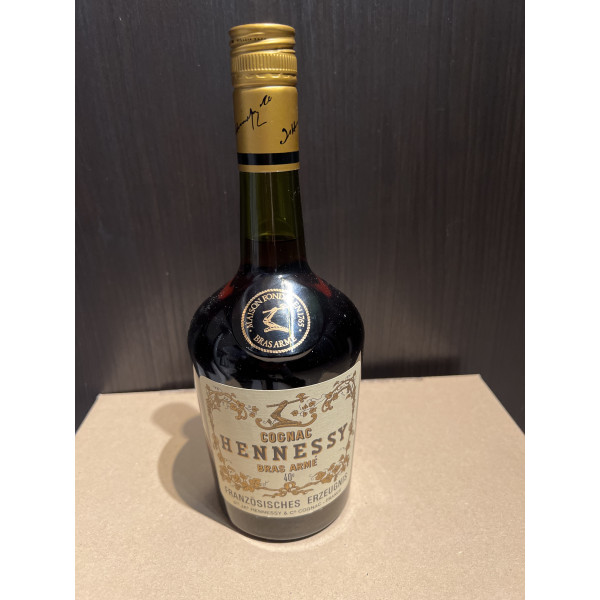 Hennessy Cognac Brass Arme.1