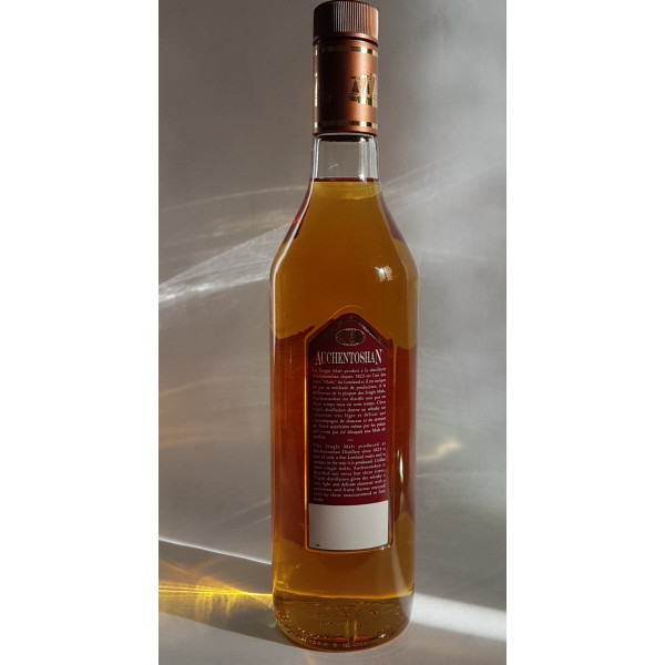 Auchentoshan 10 Years Old Triple Distilled Kite Shaped Label.2