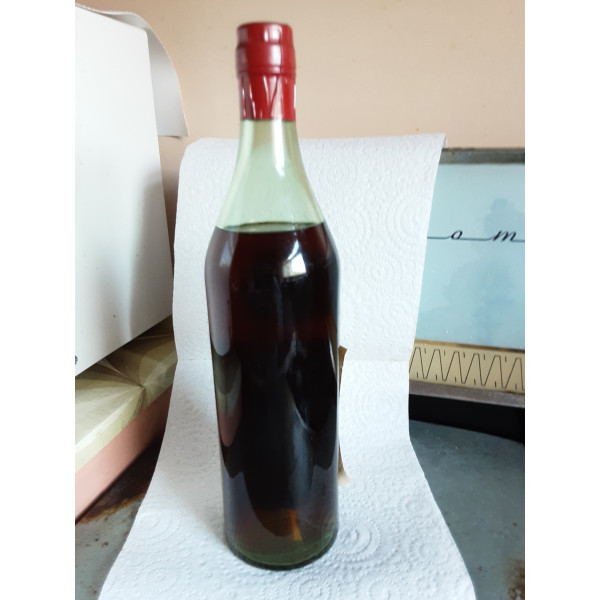 Courvoisier Cognac 3 star.2