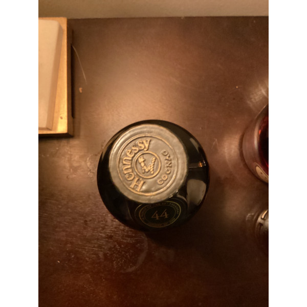 Hennessy Cognac In Honor of the 44th President, VS Limited Edition.4