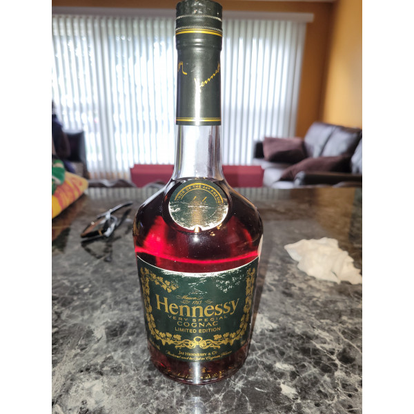 Hennessy Cognac Limited VS edition in Honor of the 44th president.1